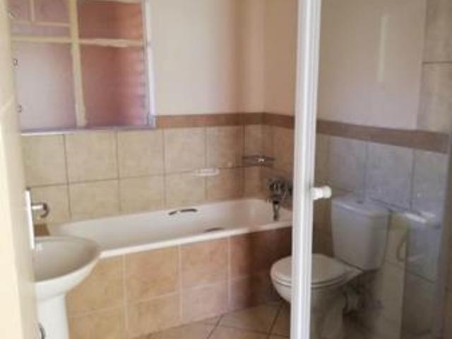 2 Bedroom Apartment in Elarduspark