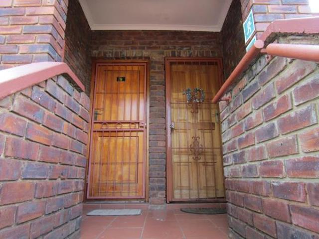 2 Bedroom Apartment in Eldoraigne