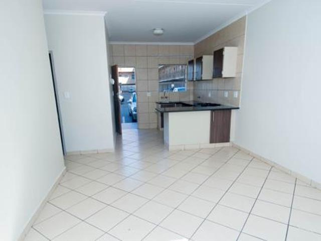 2 Bedroom Apartment in Eloffsdal