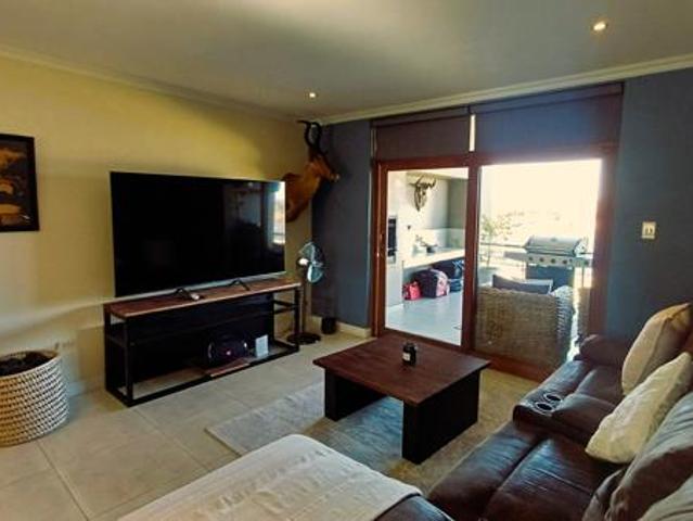 2 Bedroom Apartment in Emfuleni Golf Estate