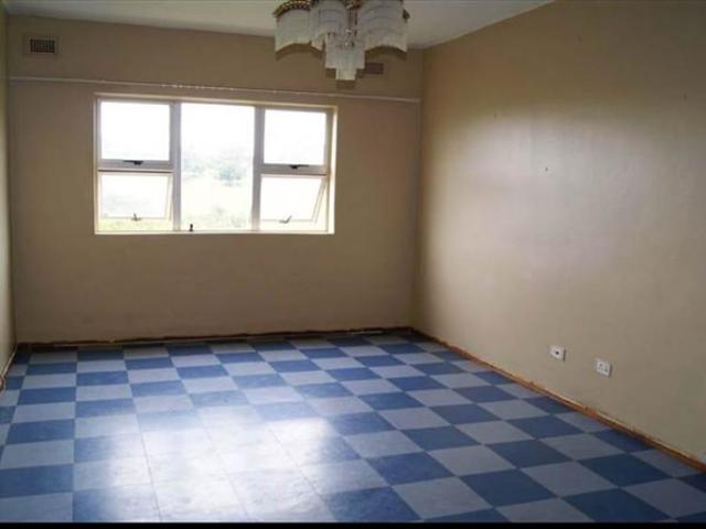 2 Bedroom Apartment in Empangeni Central