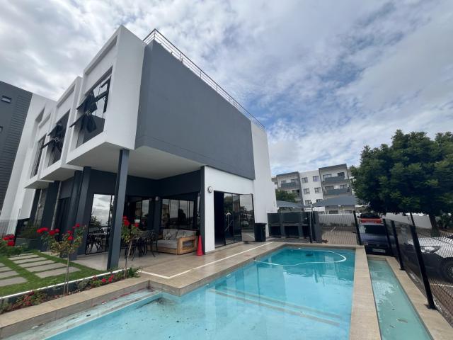 2 Bedroom Apartment in Erand Gardens