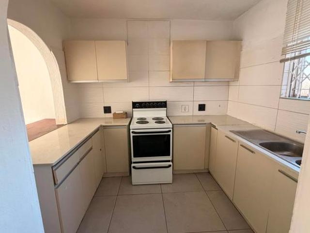 2 Bedroom Apartment in Erasmia
