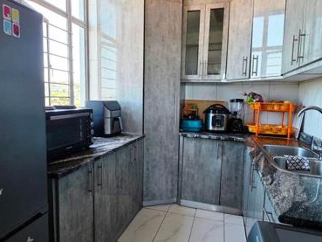 2 Bedroom Apartment in Essenwood
