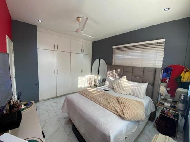 2 Bedroom Apartment in Essenwood