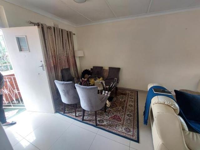2 Bedroom Apartment in Essenwood