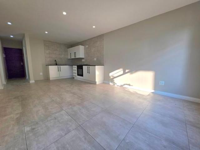2 Bedroom Apartment in Fairview
