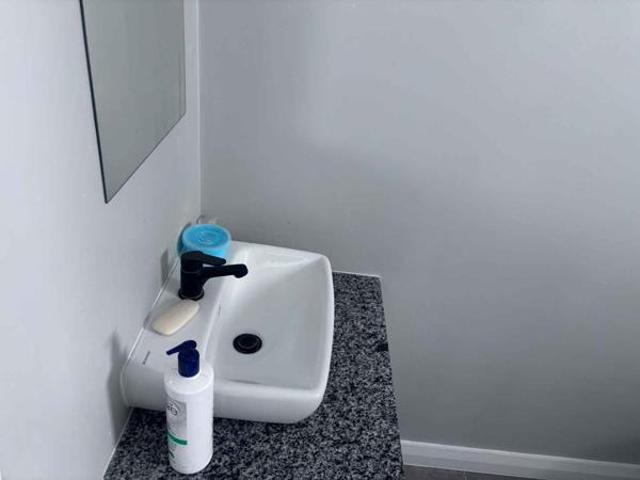 2 Bedroom Apartment in Fairview