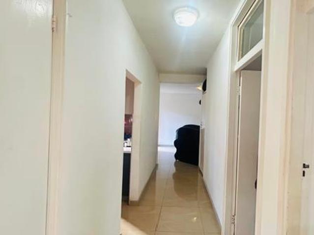 2 Bedroom Apartment in Fairview