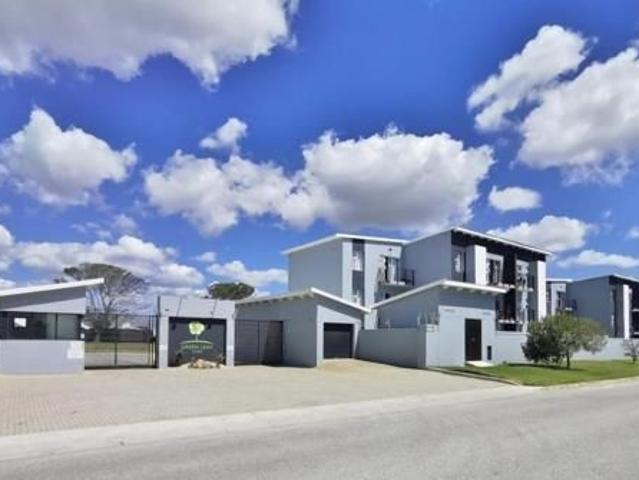 2 Bedroom Apartment in Fairview