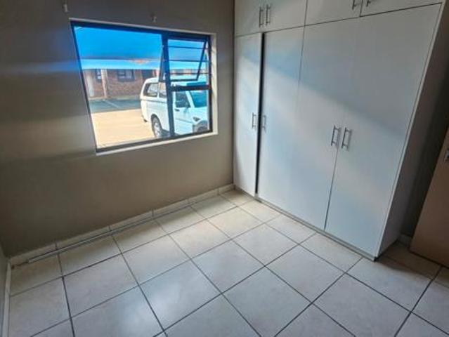 2 Bedroom Apartment in Fairview