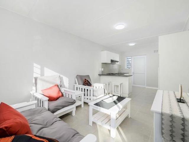 2 Bedroom Apartment in Fairview