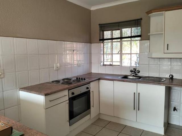 2 Bedroom Apartment in Farrarmere