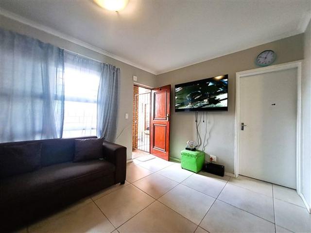 2 Bedroom Apartment in Ferndale