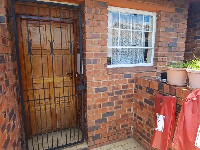 2 Bedroom Apartment in Ferndale