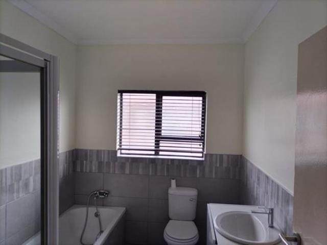 2 Bedroom Apartment in Flamwood