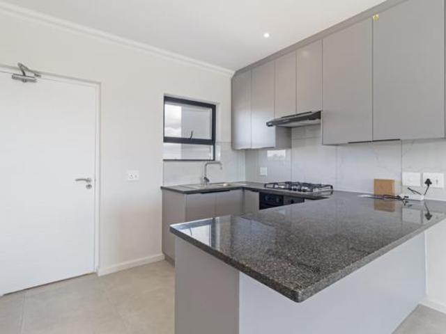 2 Bedroom Apartment in Flamingo Vlei