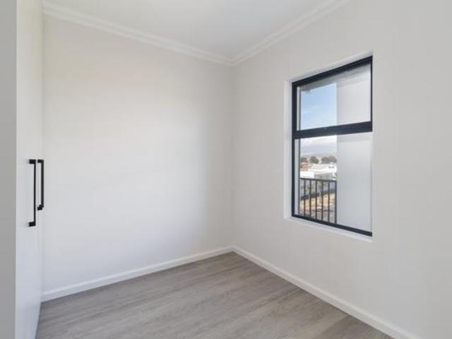 2 Bedroom Apartment in Flamingo Vlei