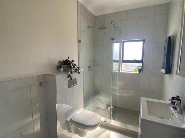 2 Bedroom Apartment in Flamingo Vlei