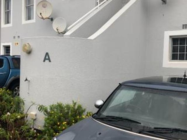 2 Bedroom Apartment in Flamingo Vlei