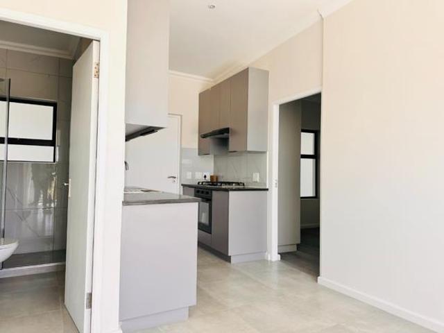 2 Bedroom Apartment in Flamingo Vlei