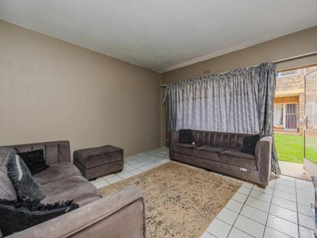 2 Bedroom Apartment in Florida