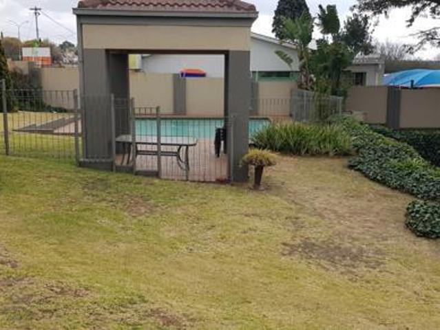 2 Bedroom Apartment in Florida Hills