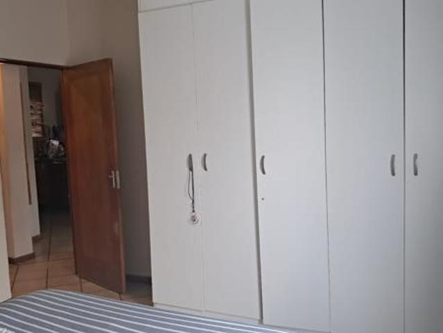 2 Bedroom Apartment in Florida Lake