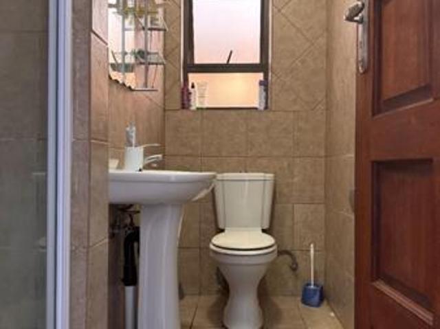 2 Bedroom Apartment in Florida Park