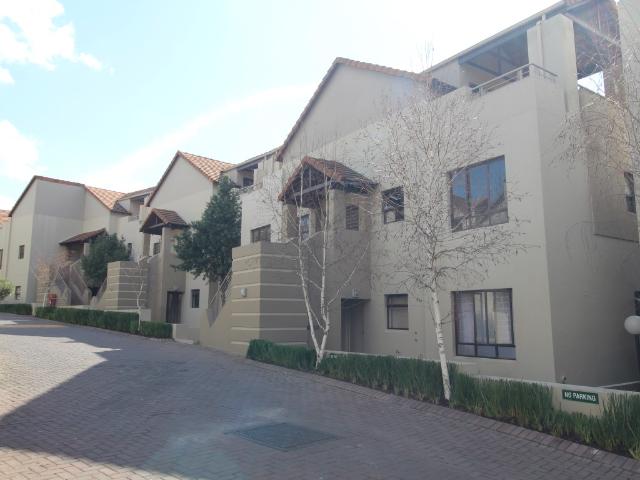 2 Bedroom Apartment in Fourways