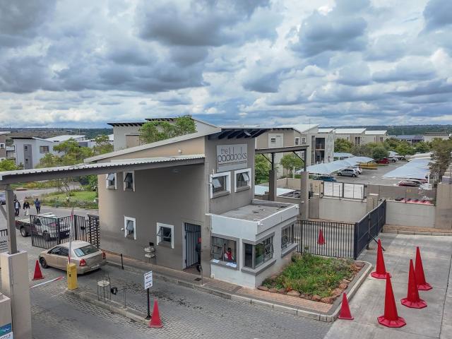 2 Bedroom Apartment in Fourways