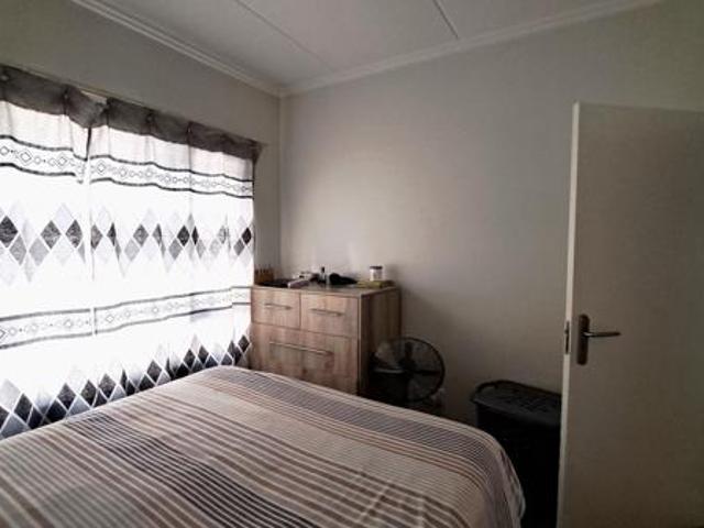 2 Bedroom Apartment in Fourways