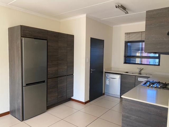 2 Bedroom Apartment in Fourways