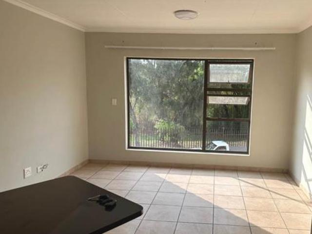 2 Bedroom Apartment in Fourways