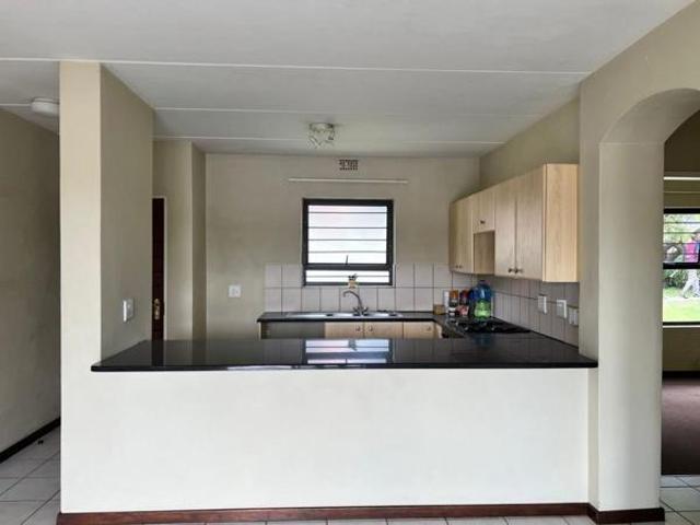 2 Bedroom Apartment in Fourways