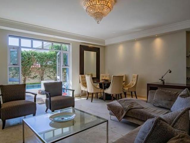 2 Bedroom Apartment in Fresnaye