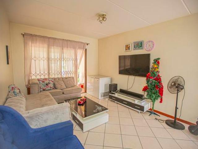 2 Bedroom Apartment in Garies