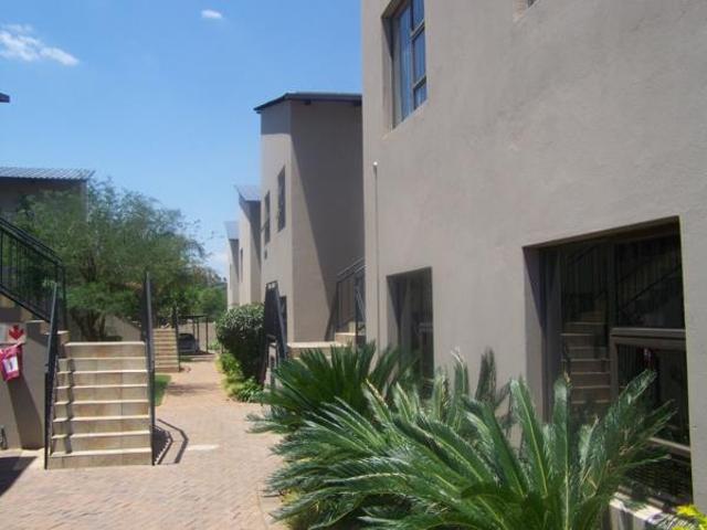 2 Bedroom Apartment in Gateway Manor Estate
