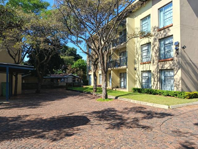 2 Bedroom Apartment in Geelhoutpark