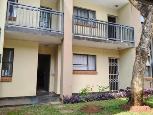 2 Bedroom Apartment in Geelhoutpark