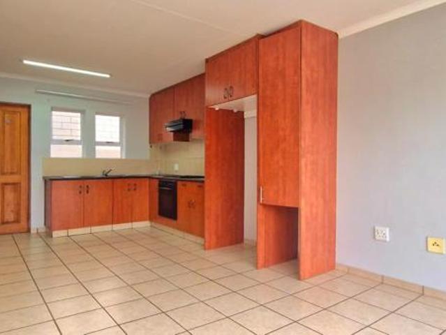 2 Bedroom Apartment in George South
