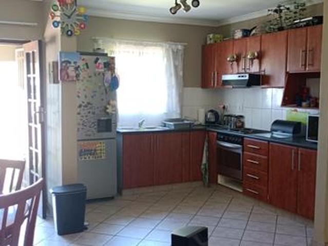2 Bedroom Apartment in Gillitts