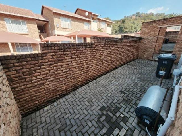 2 Bedroom Apartment in Glenvista
