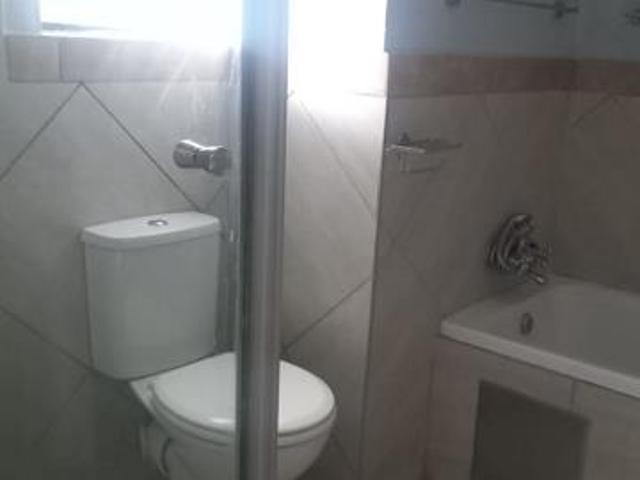 2 Bedroom Apartment in Glen Austin