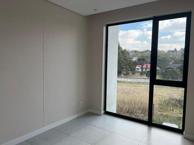 2 Bedroom Apartment in Glenadrienne