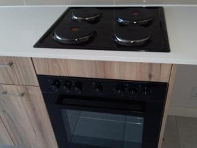 2 Bedroom Apartment in Gordons Bay Central