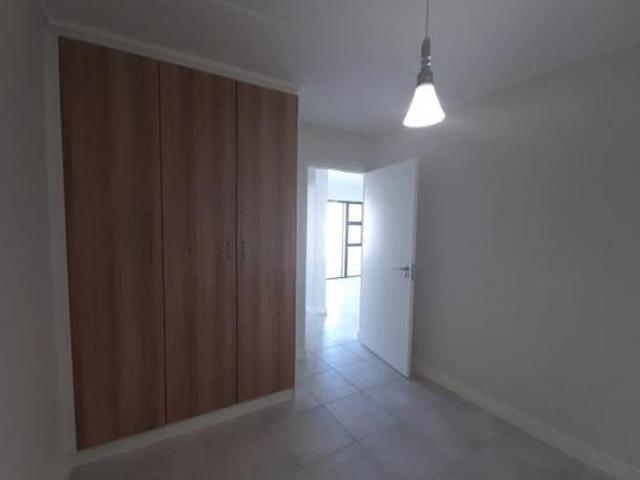2 Bedroom Apartment in Gordons Bay Central