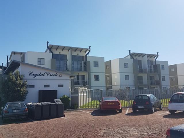 2 Bedroom Apartment in Gordons Bay