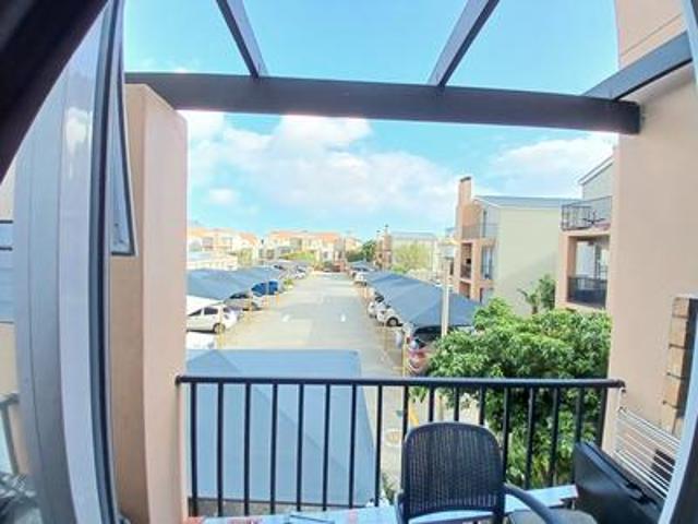 2 bedroom apartment in gordons bay