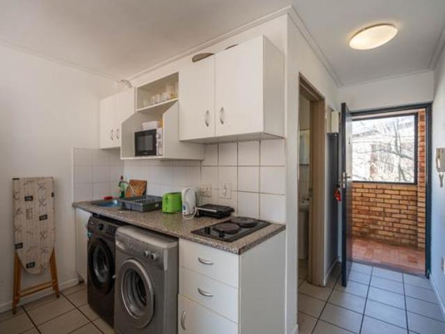 2 Bedroom Apartment in Grahamstown Makhanda Central